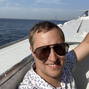 Fundraising Page: Max Raev